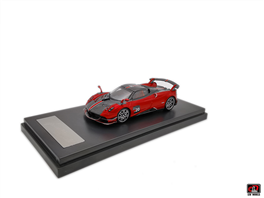 1-64  Pagani Huayra  BC Roadster Diecast model car- Red color